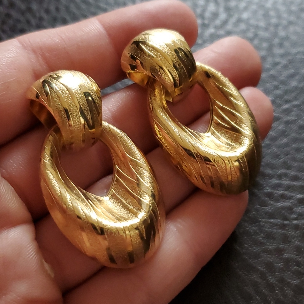 Vtg Earrings